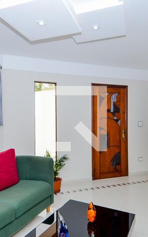 Casa à venda com 261m², 3 quartos e 8 vagasSala