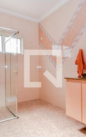 Casa à venda com 261m², 3 quartos e 8 vagasBanheiro Social