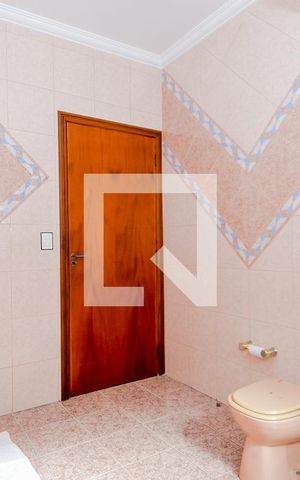 Casa à venda com 261m², 3 quartos e 8 vagasBanheiro Social