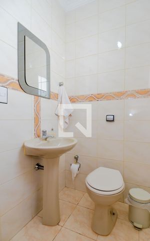 Casa à venda com 261m², 3 quartos e 8 vagasLavabo 