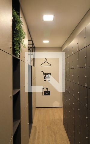 Apartamento à venda com 36m², 2 quartos e sem vagaÁrea comum