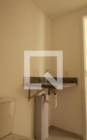 Apartamento à venda com 36m², 2 quartos e sem vagaBanheiro