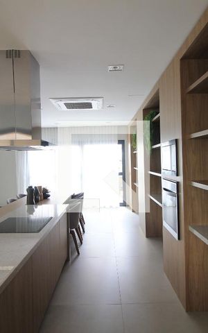 Apartamento à venda com 36m², 2 quartos e sem vagaÁrea comum