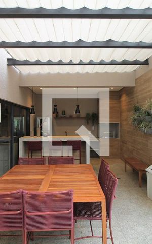Apartamento à venda com 36m², 2 quartos e sem vagaÁrea comum