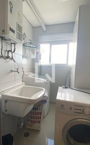 Apartamento à venda com 69m², 2 quartos e 1 vagaÁrea de Serviço