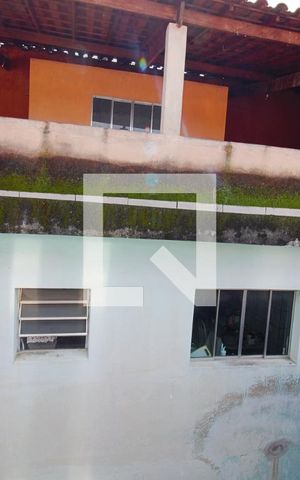 Casa à venda com 200m², 2 quartos e 2 vagas Casa à venda com 200m², 2 quartos e 2 vagasVista do Quarto 1