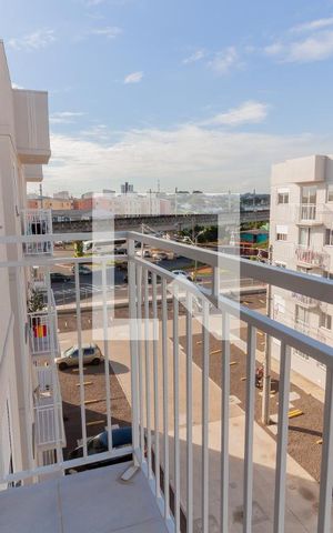 Apartamento para alugar com 47m², 2 quartos e 1 vaga Apartamento para alugar com 47m², 2 quartos e 1 vagaSacada