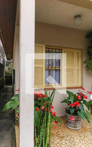 Casa à venda com 80m², 3 quartos e 1 vaga Casa à venda com 80m², 3 quartos e 1 vagaVaranda da Sala
