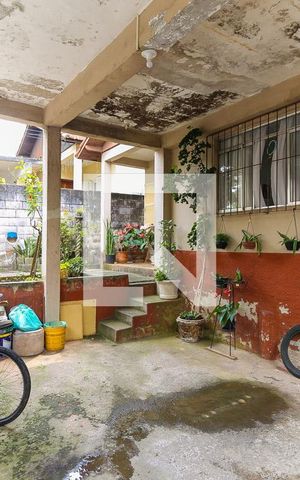 Casa à venda com 80m², 3 quartos e 1 vaga Casa à venda com 80m², 3 quartos e 1 vagaGaragem