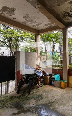 Casa à venda com 80m², 3 quartos e 1 vaga Casa à venda com 80m², 3 quartos e 1 vagaGaragem