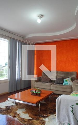 Casa à venda com 200m², 3 quartos e 2 vagasSala