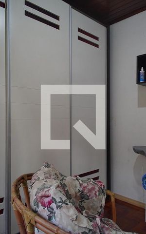 Casa à venda com 200m², 3 quartos e 2 vagasQuarto 3