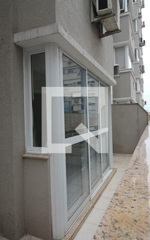 Apartamento à venda com 59m², 1 quarto e 1 vagaSacada