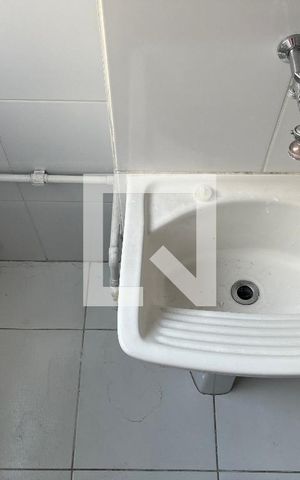 Apartamento para alugar com 42m², 2 quartos e sem vagaÁrea de Serviço