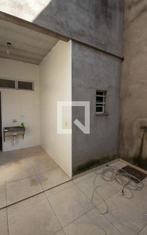 Casa à venda com 110m², 3 quartos e 1 vaga Casa à venda com 110m², 3 quartos e 1 vagaÁrea de Serviço