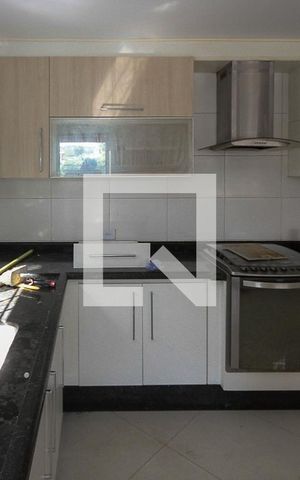 Casa à venda com 110m², 3 quartos e 1 vaga Casa à venda com 110m², 3 quartos e 1 vagaCozinha