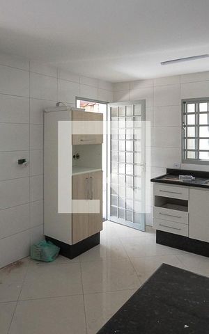 Casa à venda com 110m², 3 quartos e 1 vaga Casa à venda com 110m², 3 quartos e 1 vagaCozinha
