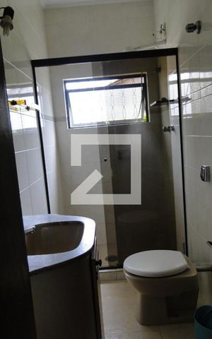 Casa à venda com 500m², 5 quartos e 3 vagasBanheiro da Suíte 3