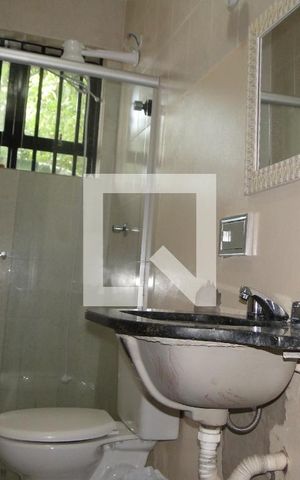 Casa à venda com 500m², 5 quartos e 3 vagasBANHEIRO SUITE 5 (EDICULA