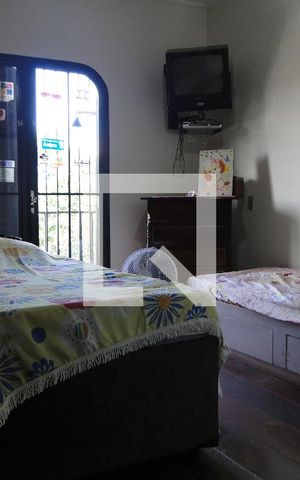 Casa à venda com 500m², 5 quartos e 3 vagasQUARTO SUITE 2