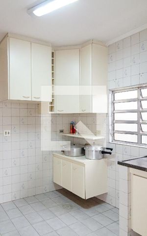 Casa à venda com 367m², 3 quartos e 3 vagas Casa à venda com 367m², 3 quartos e 3 vagasCozinha