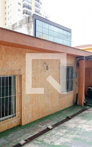 Casa à venda com 367m², 3 quartos e 3 vagas Casa à venda com 367m², 3 quartos e 3 vagasGaragem