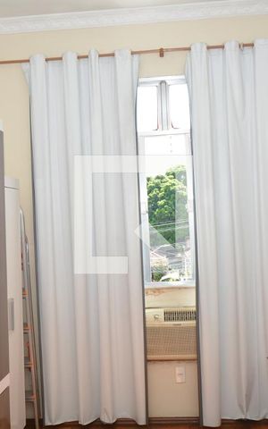 Apartamento à venda com 60m², 1 quarto e 1 vagaQuarto