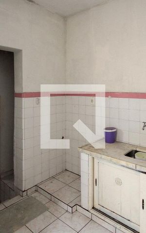 Casa à venda com 240m², 3 quartos e 2 vagas Casa à venda com 240m², 3 quartos e 2 vagasCozinha casa 02