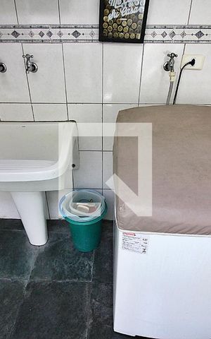 Casa à venda com 144m², 3 quartos e 2 vagasLavanderia