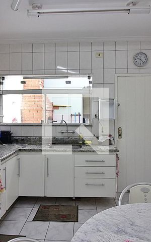 Casa à venda com 144m², 3 quartos e 2 vagasCozinha