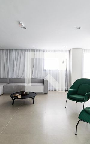 Apartamento à venda com 29m², 1 quarto e sem vaga Apartamento à venda com 29m², 1 quarto e sem vagaSalão de Festas