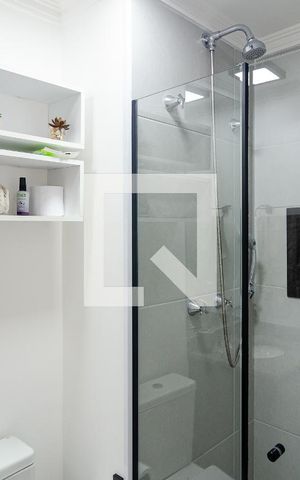 Apartamento à venda com 29m², 1 quarto e sem vaga Apartamento à venda com 29m², 1 quarto e sem vagaBanheiro Social