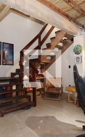 Casa para alugar com 128m², 1 quarto e 2 vagasSala