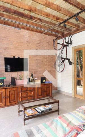Casa para alugar com 128m², 1 quarto e 2 vagasSala