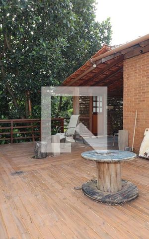 Casa para alugar com 128m², 1 quarto e 2 vagasVaranda