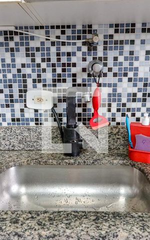 Apartamento à venda com 80m², 4 quartos e 2 vagasCozinha
