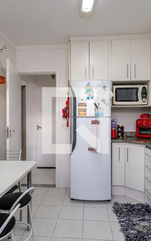 Apartamento à venda com 80m², 4 quartos e 2 vagasCozinha