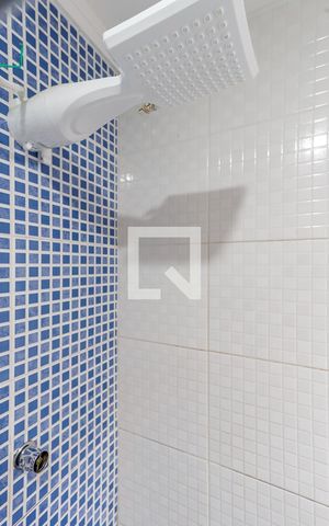 Apartamento à venda com 80m², 4 quartos e 2 vagasBanheiro