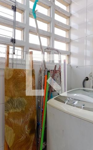 Apartamento à venda com 80m², 4 quartos e 2 vagasÁrea de Serviço