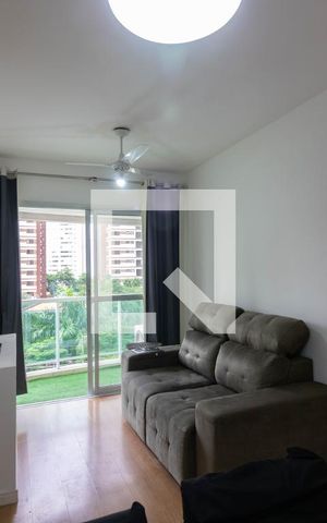 Apartamento para alugar com 38m², 1 quarto e 1 vagaSala
