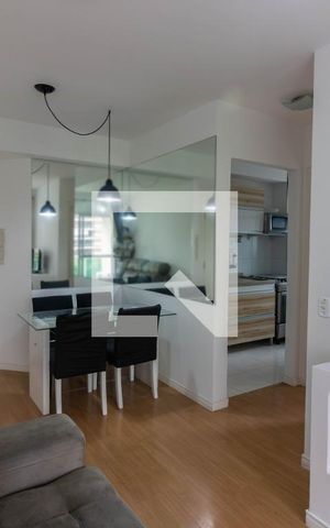 Apartamento para alugar com 38m², 1 quarto e 1 vagaSala