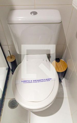 Studio à venda com 30m², 1 quarto e sem vaga Studio à venda com 30m², 1 quarto e sem vagaBanheiro