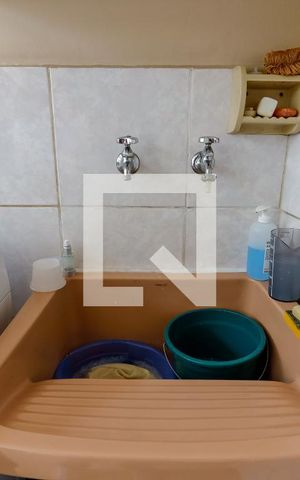 Casa à venda com 300m², 4 quartos e sem vagaÁrea de Serviço