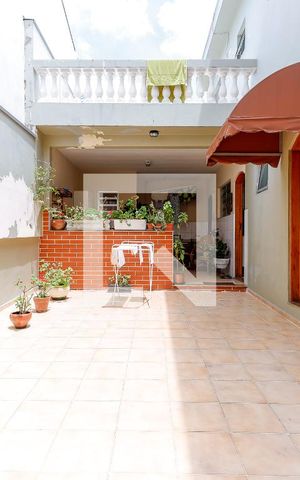 Casa à venda com 300m², 4 quartos e sem vagaQuintal