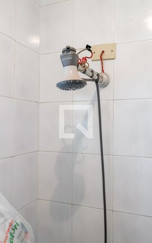 Casa à venda com 300m², 4 quartos e sem vagaBanheiro de Serviço