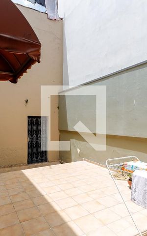 Casa à venda com 300m², 4 quartos e sem vagaQuintal