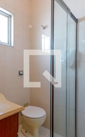 Casa à venda com 300m², 4 quartos e sem vagaBanheiro da Suíte 2