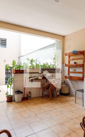 Casa à venda com 300m², 4 quartos e sem vagaÁrea de Serviço