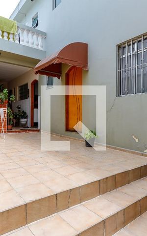 Casa à venda com 300m², 4 quartos e sem vagaQuintal