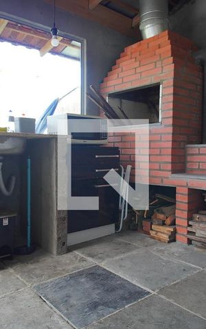 Casa para alugar com 260m², 4 quartos e 3 vagasChurrasqueira